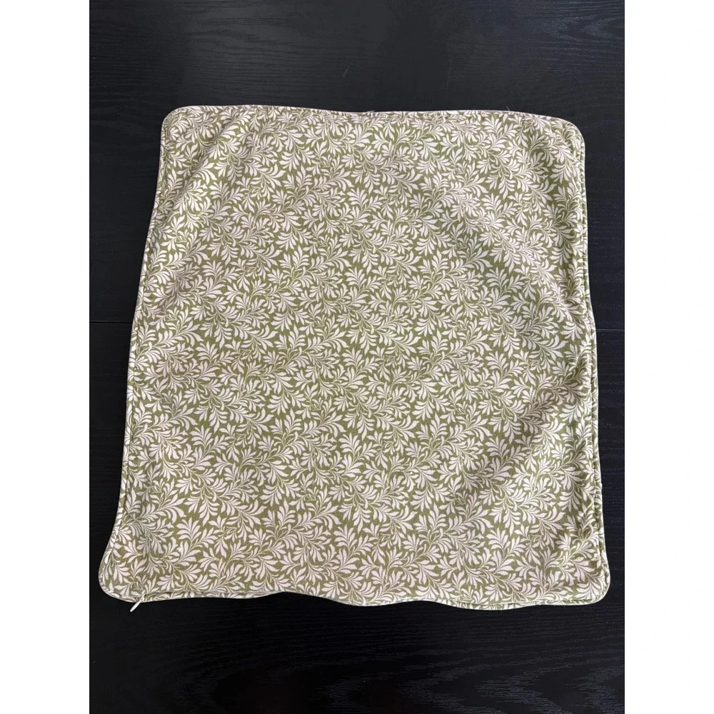LL Bean Sage Green Leaf Print Cotton Throw Pillow Cover 18x18 Square Botanical